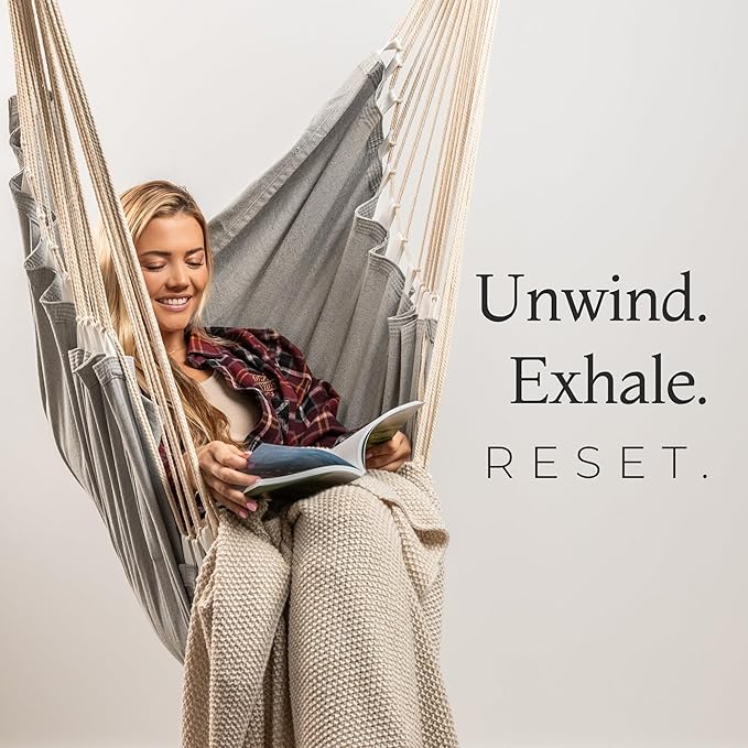 Hanging Hammock Chair Swing - Hammock Swing Chair with Foot Rest - Indoor/Outdoor Hanging Chair - Quick &amp Easy Setup with Durable Hardware – Spacious Full Body Support – Holds 440 Lbs