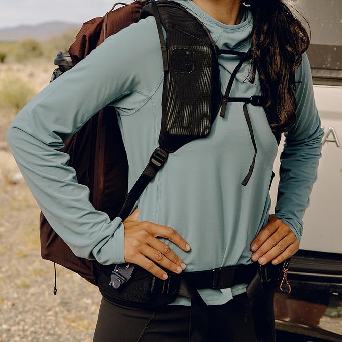 Peak Design Outdoor Hip Belt Black Padded Lightweight Hiking Support for Outdoor Backpack 25L and 45L Pockets Capture Clip Attachment Point Adjustable from 24-52 Inches Hip Belt for Backpack