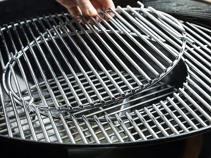 Weber Master-Touch Charcoal Grill 22-Inch Spring Green – Premium Outdoor BBQ Grill with Tuck-Away Lid Holder &amp One‑Touch™ Cleaning System Porcelain‑Enameled Kettle