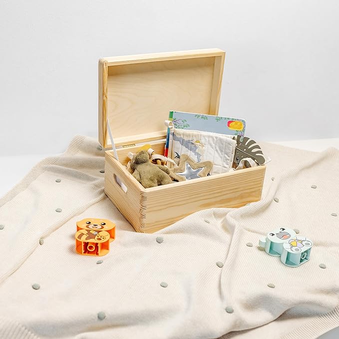 Creative Deco Personalized Wooden Storage Box | Modern Beige | 11.8 x 7.87 x 5.51in | Hinged Lid Engraving | Gift Box Keepsake Chest