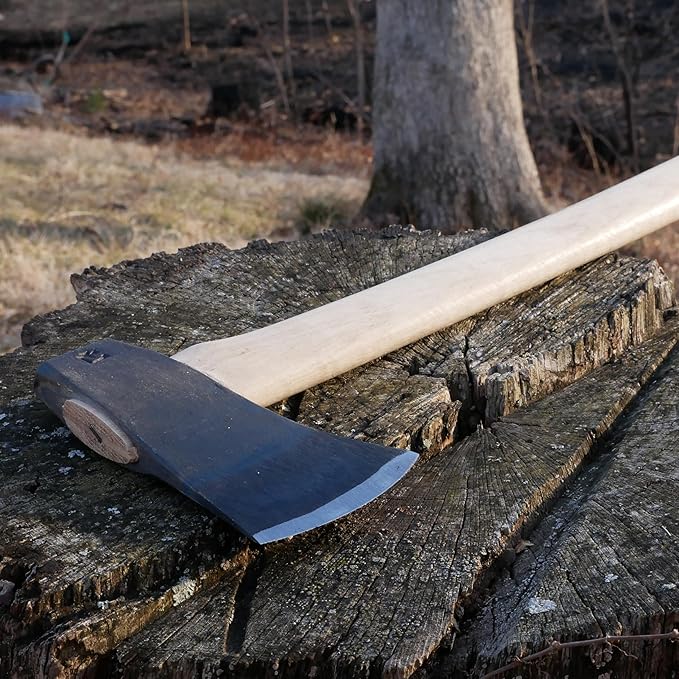 COUNCIL TOOL Sport Utility Flying Fox Woodsman Hatchet - 1.625 lbs Throwing Axe with 22 Straight Hickory Handle &amp Hardened Poll - SU162FF22S
