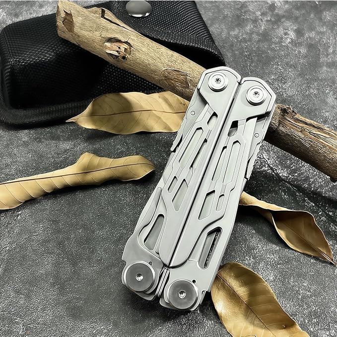 Multitool 19-in-1 Full-Size Lightweight EDC Tactical Hiking Gear Camping Knives &amp Tools Gifts for Guys Equipment for Emergencies Hiking and Outdoor Camping Multi-Purpose Pliers (Silver)