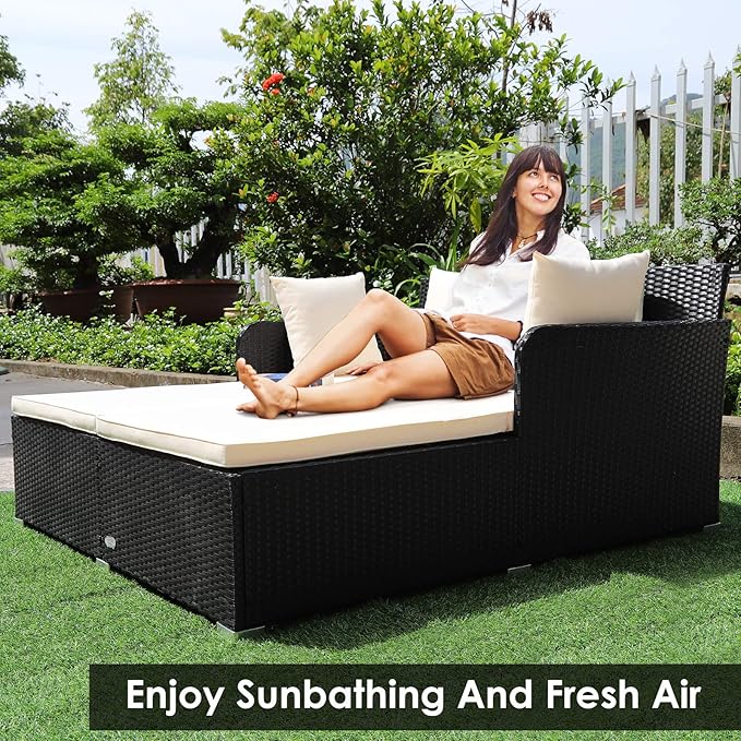 Tangkula Outdoor Rattan Daybed Wicker Furniture with Spacious Seat Upholstered Cushion &amp High-Resilience Sponge Patio Sofa Set with 4 Pillows 2-Person Sunbed for Poolside Backyard Garden &amp