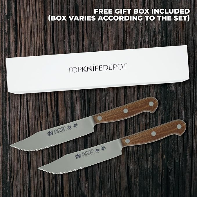 Lodge Steak Knife Set – Serrated Blade – Molybdenum Vanadium Stainless Steel - Layered Oak Wood Handle - Excellent choice for informal or formal BBQs - Set includes 2 Knives