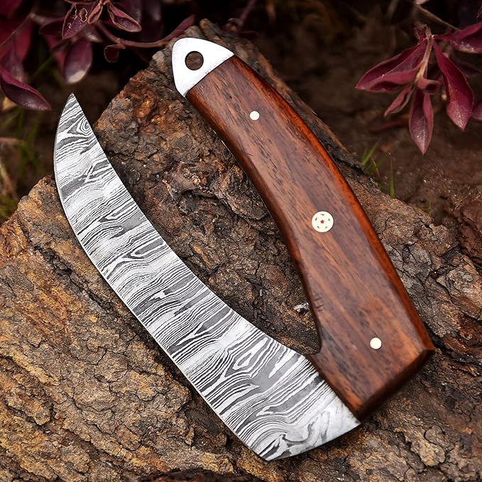 Exquisite Damascus steal Ulu Knife - Handcrafted for Precision Cutting and Chopping