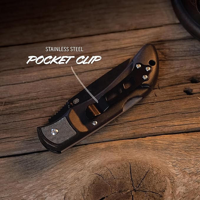 OUTDOOR EDGE 3.5 RazorLite EDC Knife. Pocket Knife with Replaceable Blades and Clip. Perfect For Hunting and Skinning Deer. Gray with 6 Blades