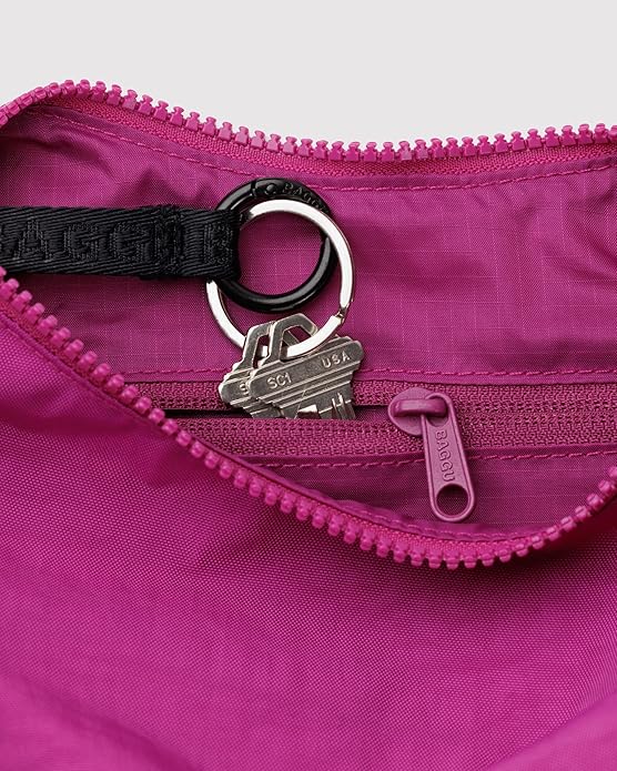BAGGU Small Nylon Crescent Bag