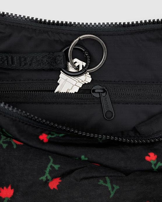 BAGGU Medium Nylon Crescent Bag