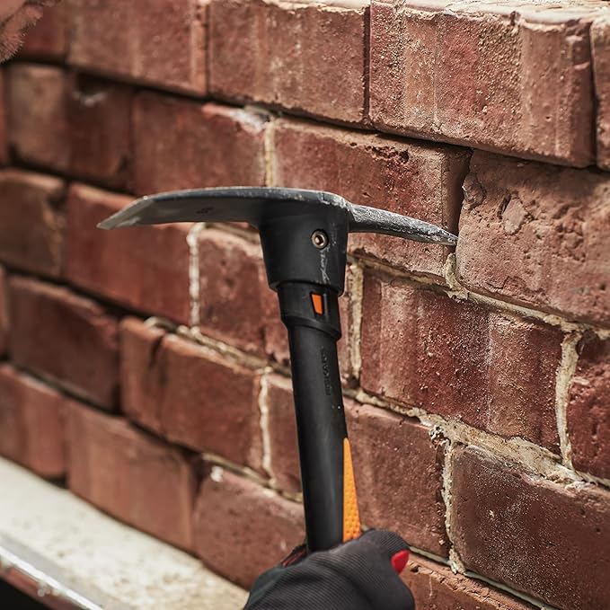 Fiskars IsoCore Pickaxe Mattock with Shock-Absorbing Handle Dual-Head Tool for Roots &amp Rocks 1.5 lb