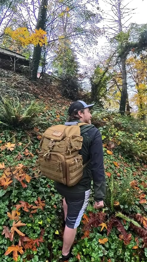CVLIFE Tactical Range Backpack with Removable Divider Gun Cases Bag with 4 Pistol Carrying Cases Rucksack for Shooting (Tan Medium)