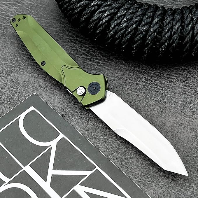 7.7 EDC Folding Knife with D2 Steel Blade Green Aluminum Handle Pocket Knife with Reversible Clip for Outdoor Camping Fishing。