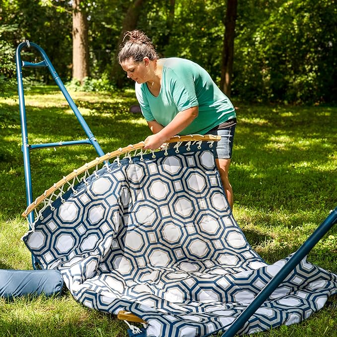 Sunnydaze Outdoor Hammock with Spreader Bar - 450-Pound Capacity Curved Spreader Bar Hammock - Navy and Gray Octagon